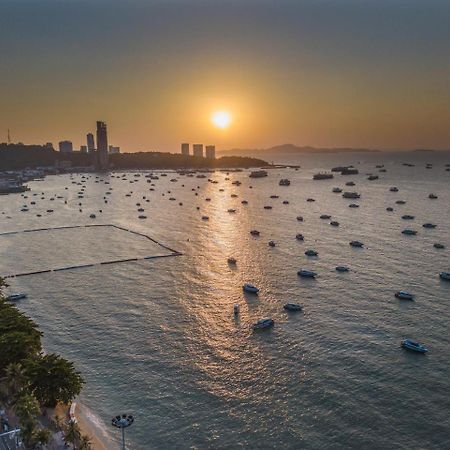 Eastiny Residence Hotel Pattaya Exterior foto